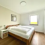 Apartment Am Deichland - Landsicht